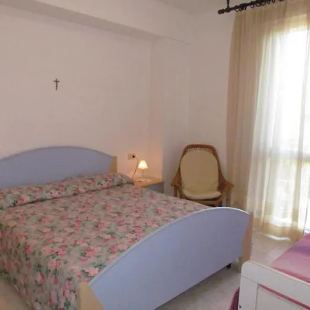 Cozy With Terrace - Beahost Apartment